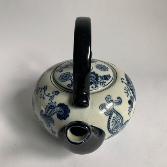 Pier 1 One Imports White Blue Paisley Floral Teapot 4 Cups - Picture 6 of 13